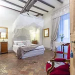 Bed and breakfast Dei Papi Boutique Viterbo