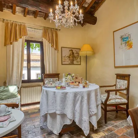 Dei Papi Boutique Panzió 4*