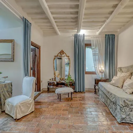 Dei Papi Boutique Bed & Breakfast 5*