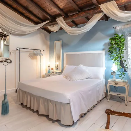 Dei Papi Boutique Bed & Breakfast 4*