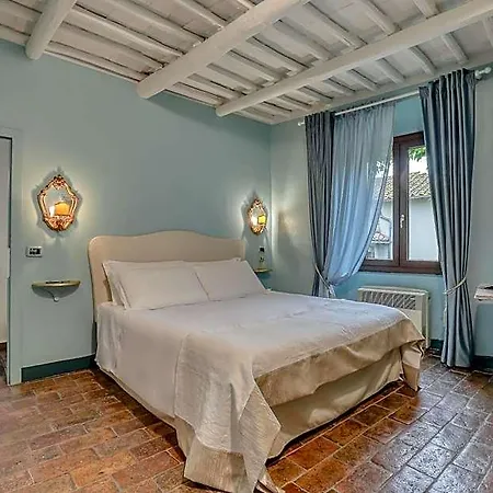 Bed and Breakfast Dei Papi Boutique 4*