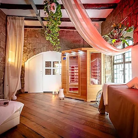 Dei Papi Boutique Bed & Breakfast 4*