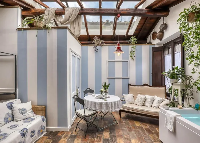 Dei Papi Boutique 4*